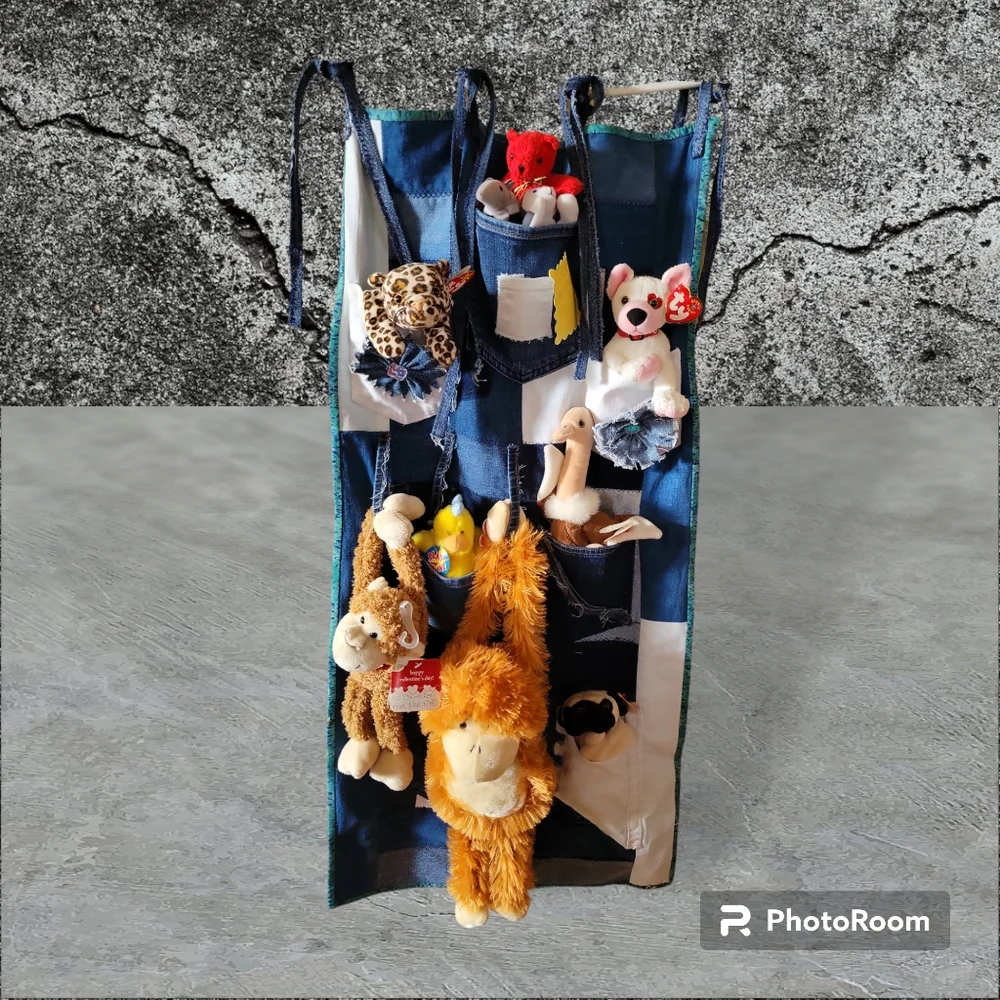 Upcycled Molly Made It Organizer Hand Crafted made from blue & white denim jeans - Picture 4 of 16